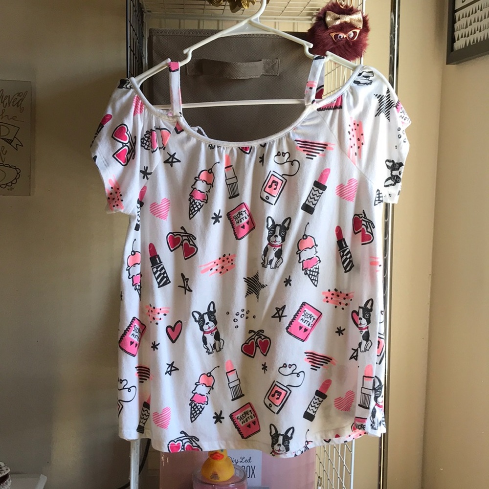 Off the shoulder cute top